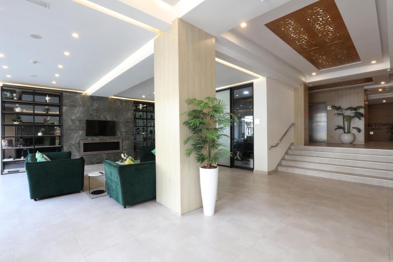 Mid Town Hotel Casablanca Exterior photo